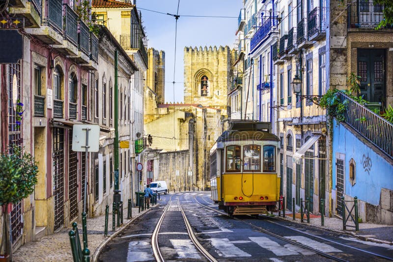 Lisbona, un cattedrale.