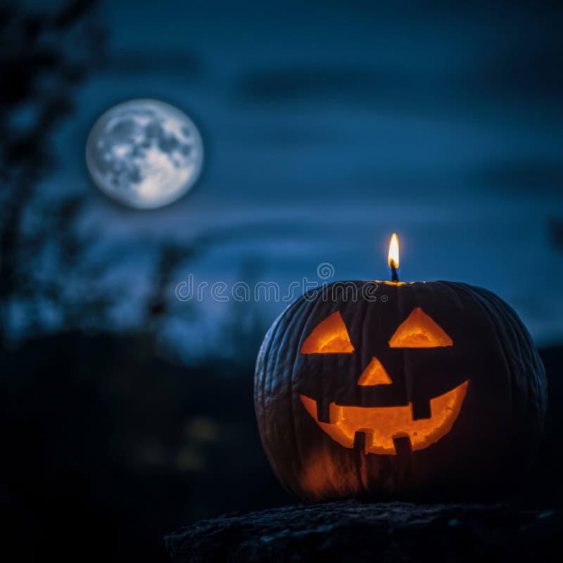 Lit Jacko lantern with a Full