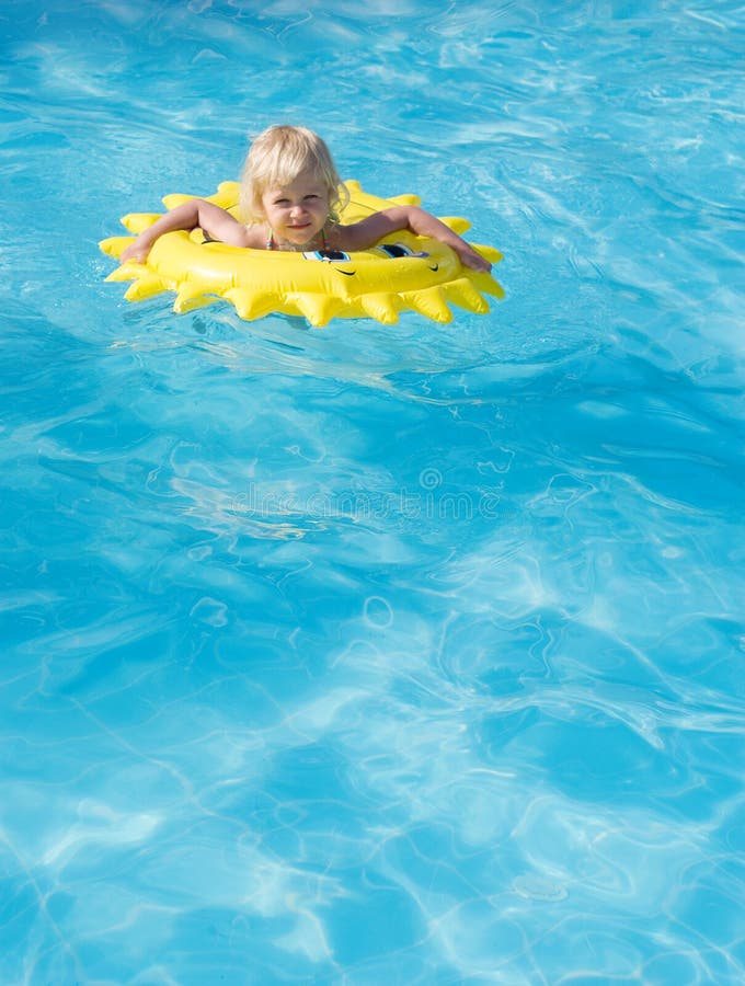 Littl girl fun in swimming pool