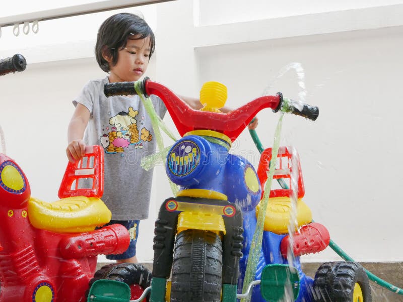 Plastic sales baby bike