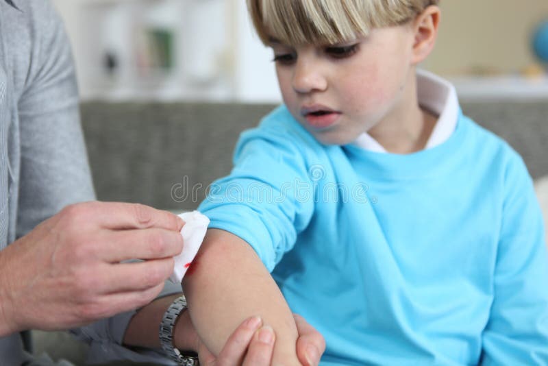 Little Boy with Grazed Elbow Stock Image Image of body, clean 35388739