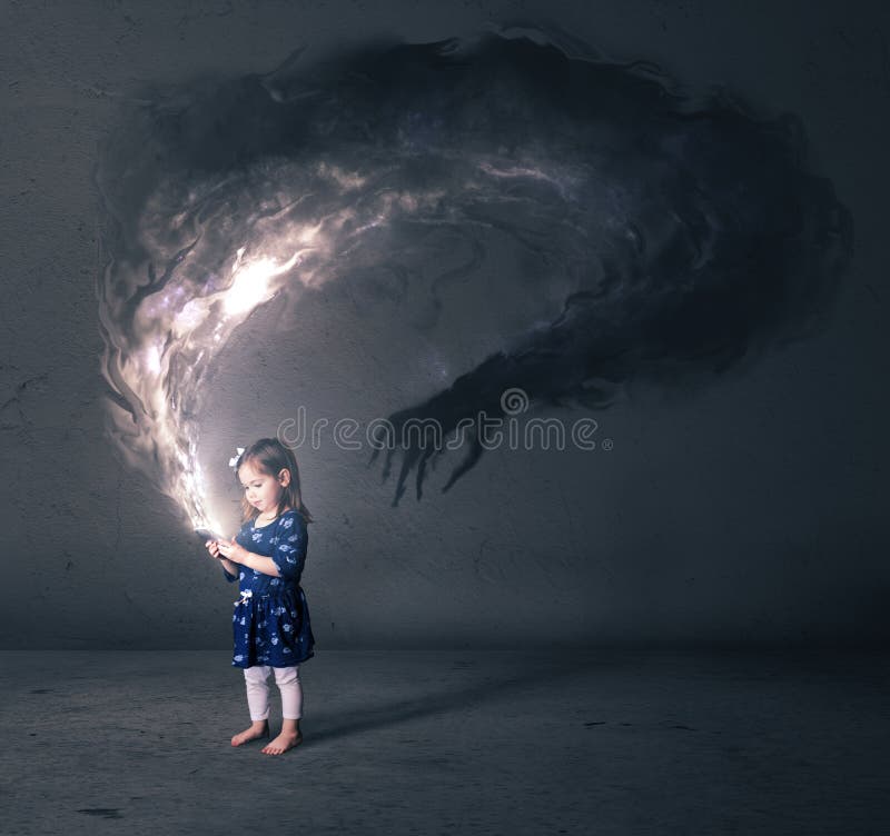 Little girl and cell phone royalty free stock photo Little girl and cell phone royalty free stock photo