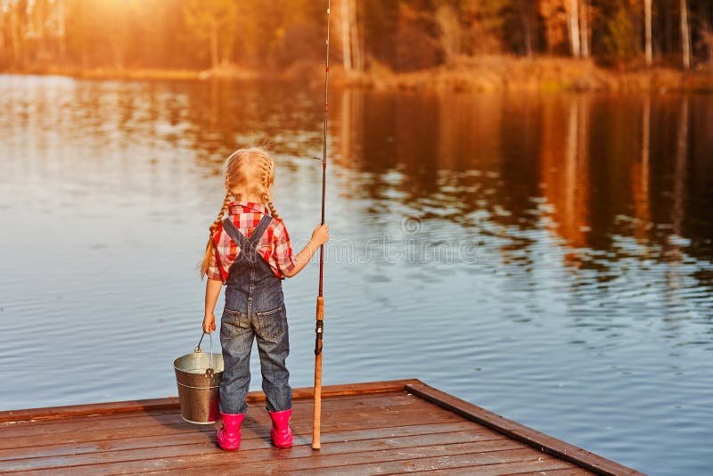 Little Girl With A Fishing Rod And A Bucket Came Fishing, 56% OFF