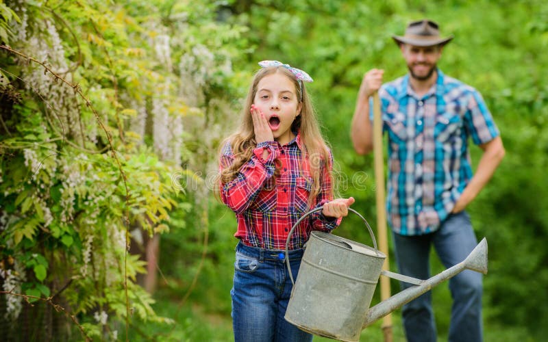 Весенний папа. Farmers father save the innocence