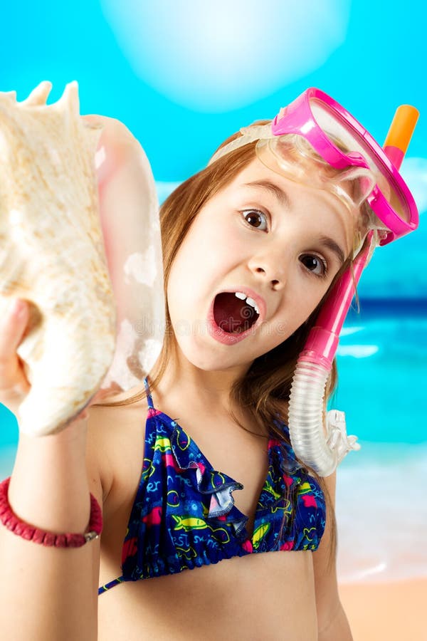 Little girl ready for snorkeling royalty free stock photography Little girl ready for snorkeling royalty free stock photography
