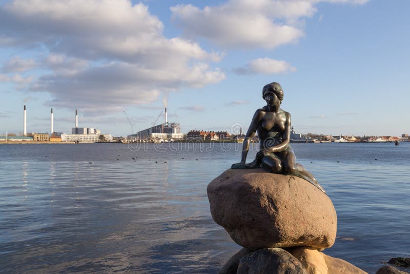 Little Mermaid in Copenhagen, Denmark Editorial Photo - Image of ...