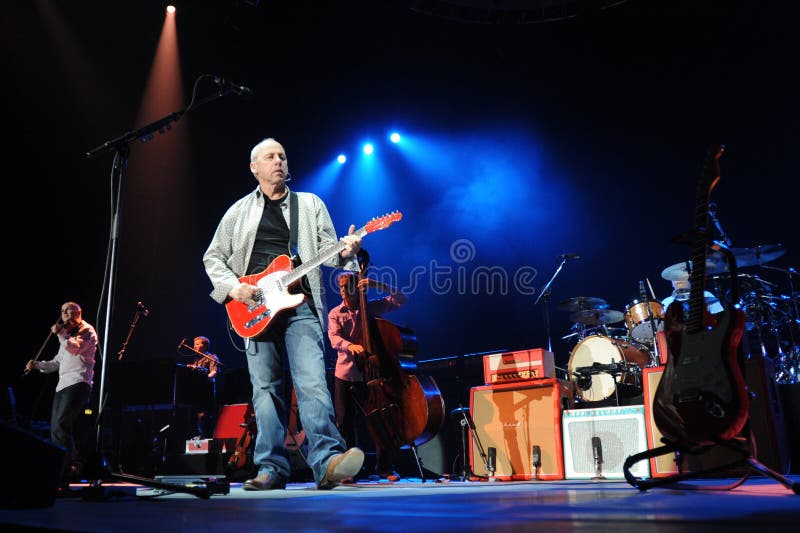 Milan Italy 2008-04-15 : Live concert of Mark Knopfler at the Forum Assago