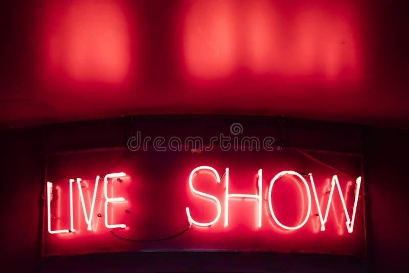 https://thumbs.dreamstime.com/b/live-show-teken-vintage-neon-sign-wall-155015585.jpg