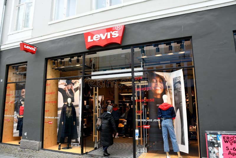 levi jean store