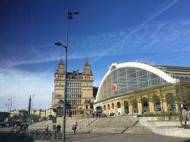 Liverpool train station editorial photo. Image of liverpool 128407146
