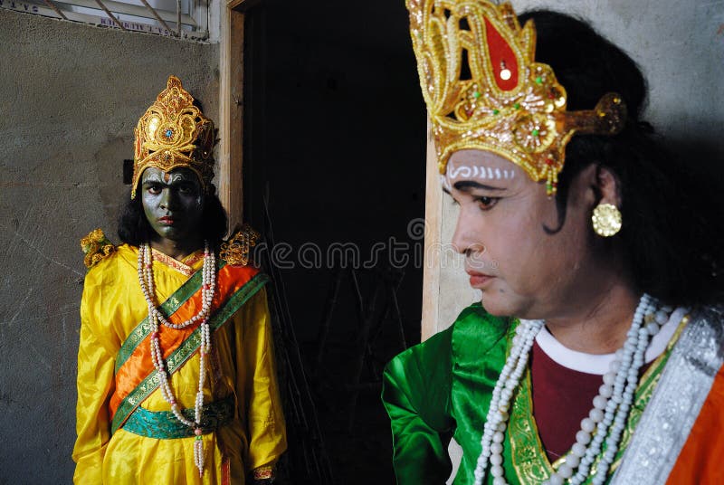 “Bohurupi” is an art form used by some people as their profession. They use costumes and colour to look like mythological gods and goddesses in disguise; concocted tales about animals and birds; stories built around common characters like a doctor, clerk, an old woman, etc and act just like them. Mostly seen during the festive season in West Bengal. It is not a hereditary tradition. Most bohurupis are actors who have stepped into this profession from the jatra (folk form of drama). They are seldom seen in cities like in Kolkata. “Bohurupi” is an art form used by some people as their profession. They use costumes and colour to look like mythological gods and goddesses in disguise; concocted tales about animals and birds; stories built around common characters like a doctor, clerk, an old woman, etc and act just like them. Mostly seen during the festive season in West Bengal. It is not a hereditary tradition. Most bohurupis are actors who have stepped into this profession from the jatra (folk form of drama). They are seldom seen in cities like in Kolkata.