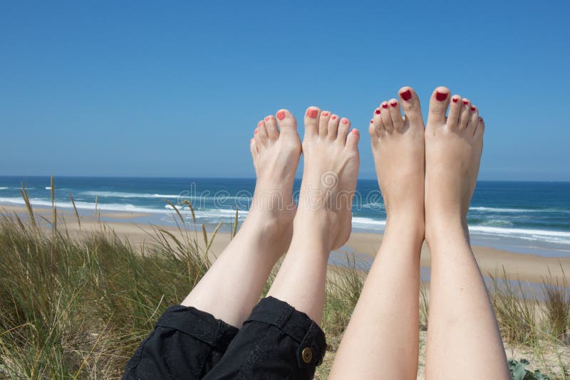 Donne Nude Sulla Spiaggia Foto Stock - Download 36 Royalty 