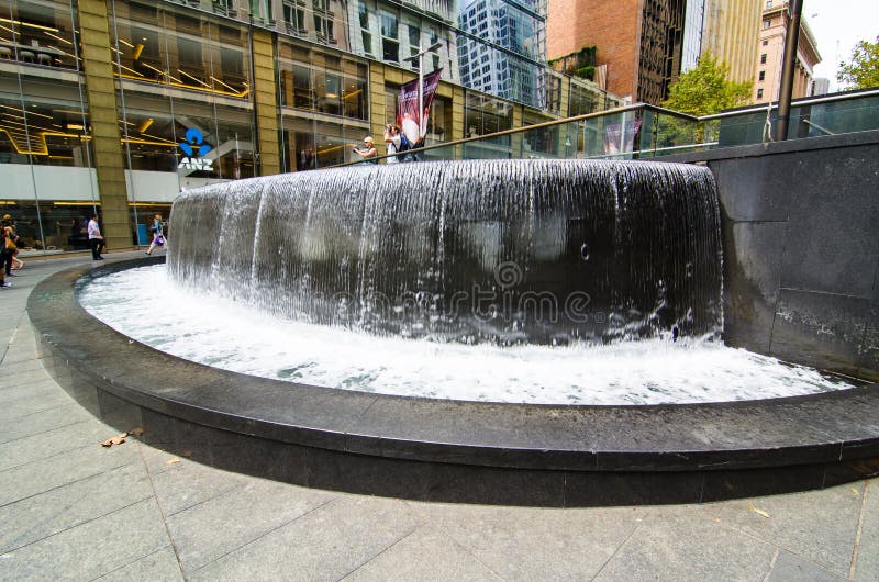 Lloyd Rees Fountain è bella fontana iconica della cascata al posto di Martin fotografia stock Lloyd Rees Fountain è bella fontana iconica della cascata al posto di Martin fotografia stock