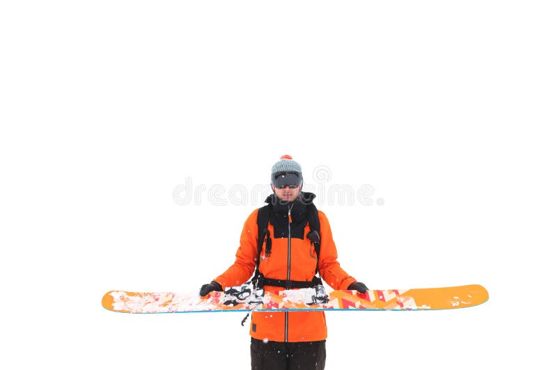 Lo sciatore maschio professionista tiene lo sci con le sue mani, prima del lancio da isolare su un fondo bianco Corsa con gli sci immagini stock libere da diritti Lo sciatore maschio professionista tiene lo sci con le sue mani, prima del lancio da isolare su un fondo bianco Corsa con gli sci immagini stock libere da diritti