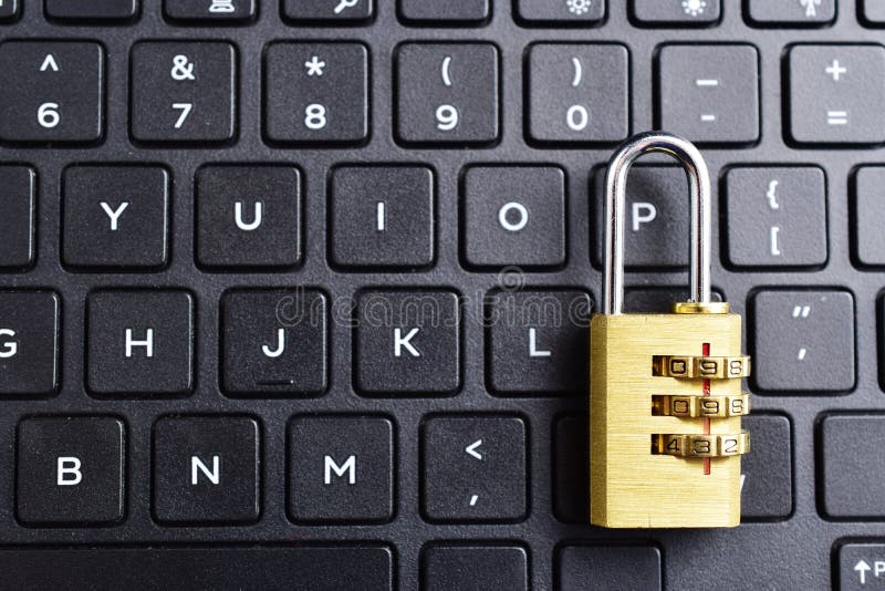 lock on keyboard royalty free stock photography lock on keyboard royalty free stock photography
