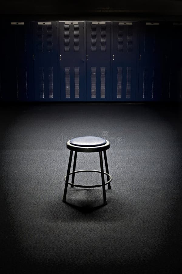 Actualizar 168+ imagem football locker room background