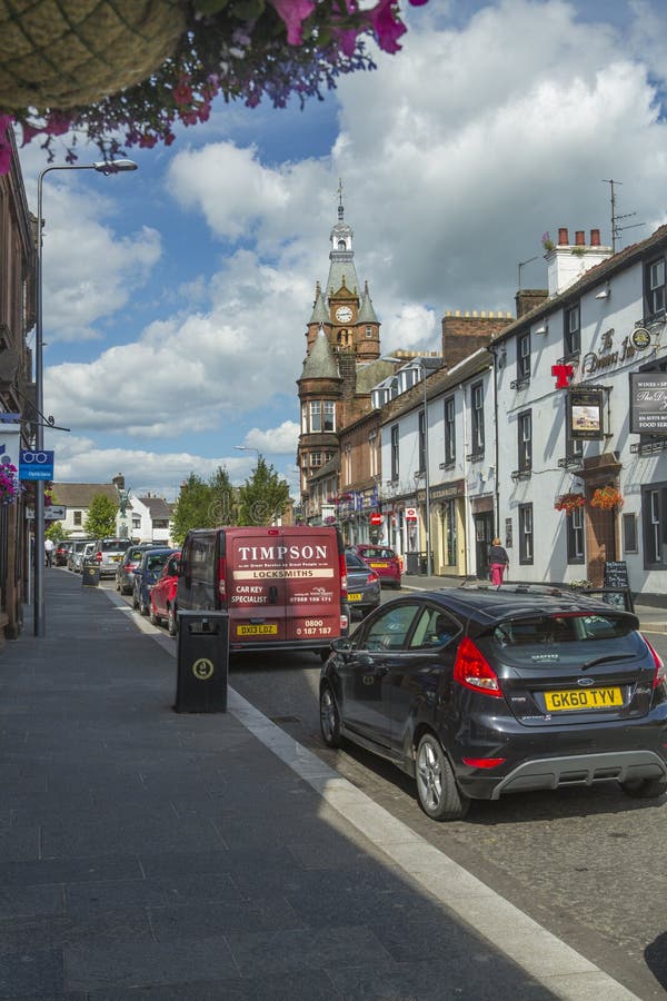 Lockerbie Stadshus Och Huvudsaklig Gata Redaktionell Arkivfoto Bild