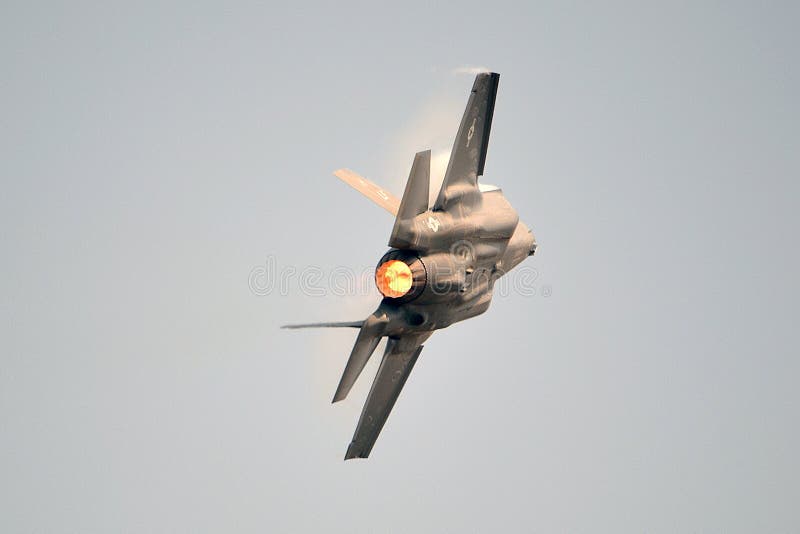 Lockheed martin f35 αστραπή 2 αεροσκάφη usaf stealth στοκ φωτογραφίες