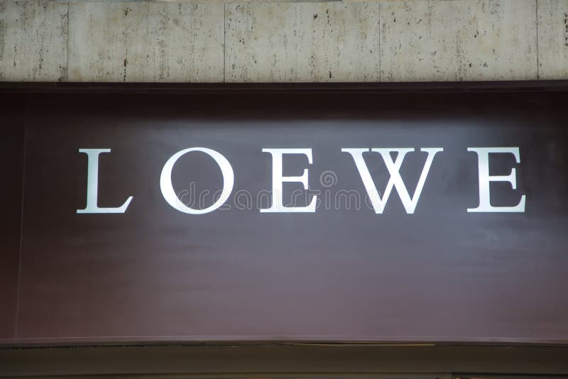 Loewe store