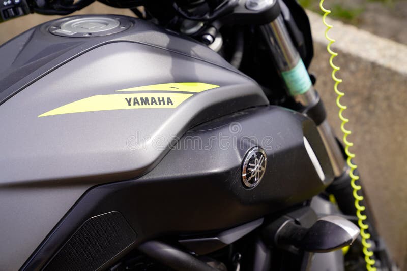 Moto Yamaha De Corrida Particular Imagem Editorial - Imagem de potência,  extremo: 217467470