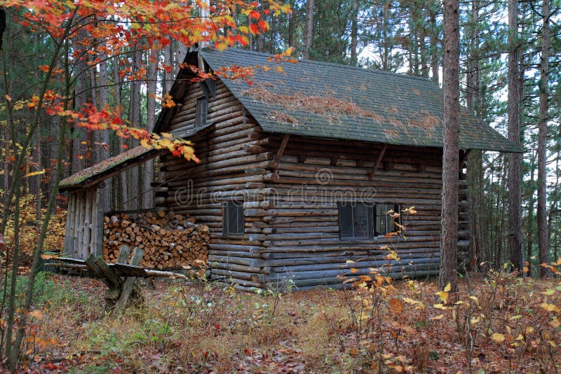 Log Cabin in the Eastern Townships, Quebec Stock Image Image of peak