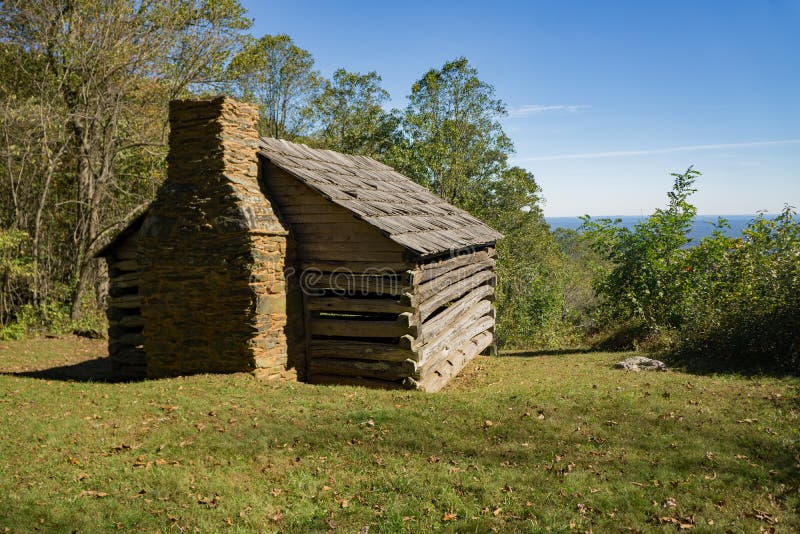 Appalachian Mountain Log Cabin Stock Photos Download 201 Royalty