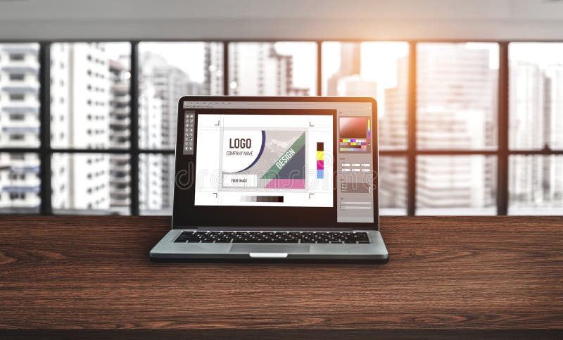 Logiciel de graphiste pour la conception moderne de page web et publicités commerciales montrant sur l'écran d'ordinateur