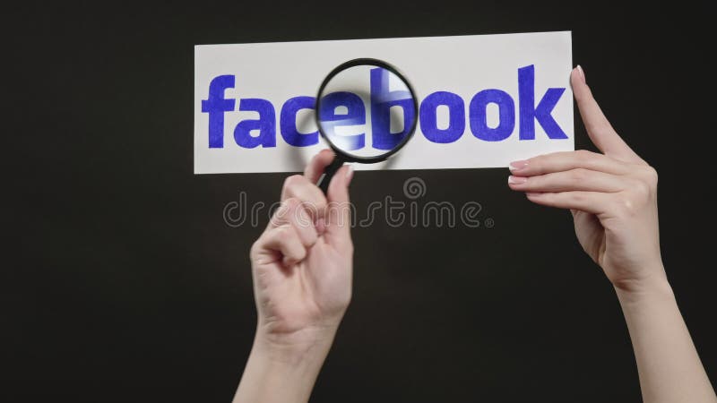Logo facebook spionaggio sito web di ingrandimento