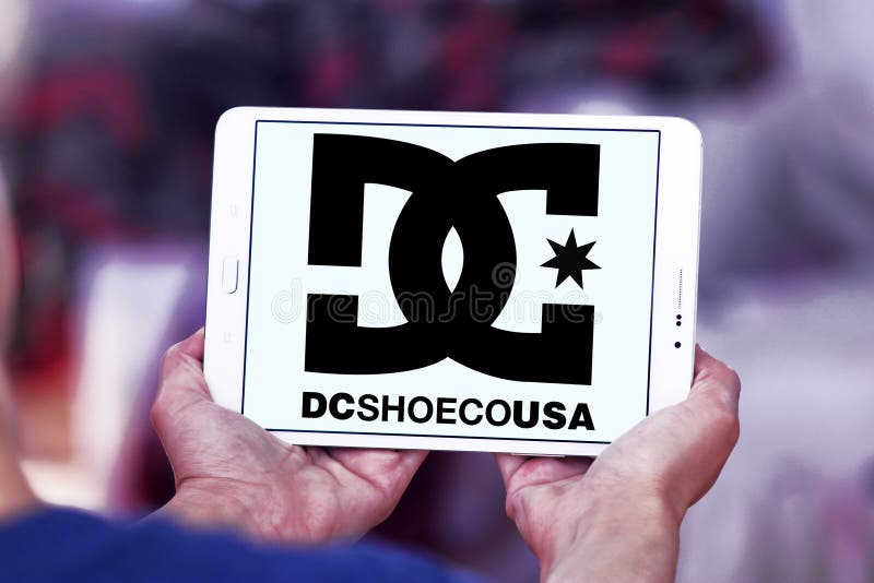 Logotipo Compañía De La Ropa De DC Shoes Fotografía - Imagen de marca, especializado: 120303132