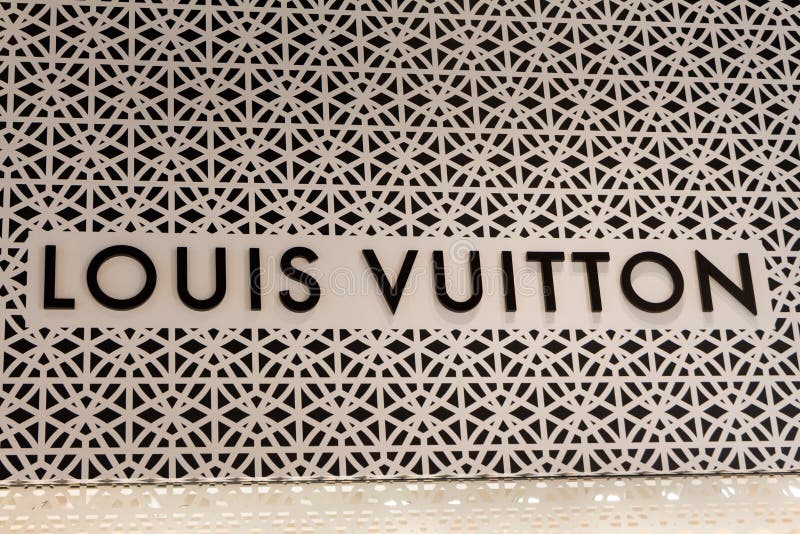 La tienda de ropa de diseñador de Louis Vuitton tiendas logotipos