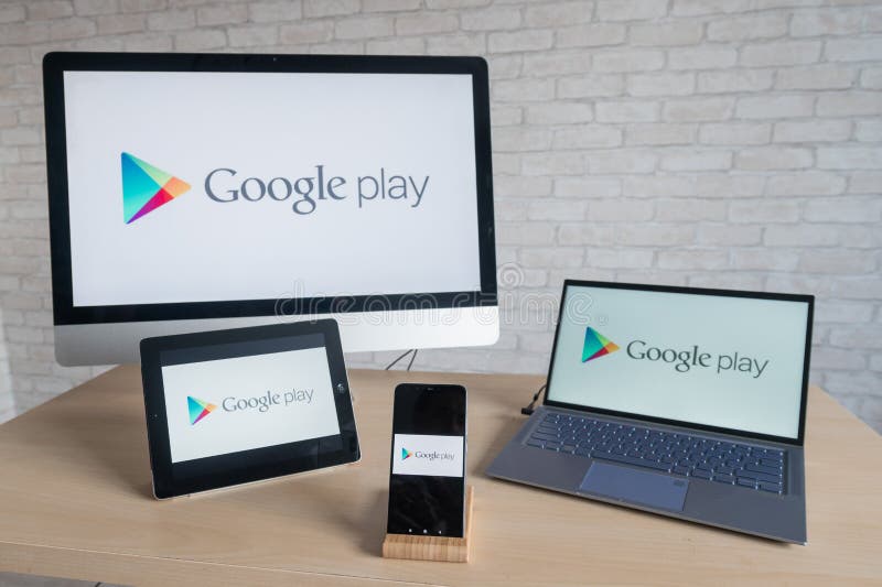 Logotipo Google Play Nas Telas De Um Laptop Digital Para Tablet E  Computador Telefônicos. Uma Loja De Aplicações Livros Música Imagem  Editorial - Imagem de digital, celular: 187439315