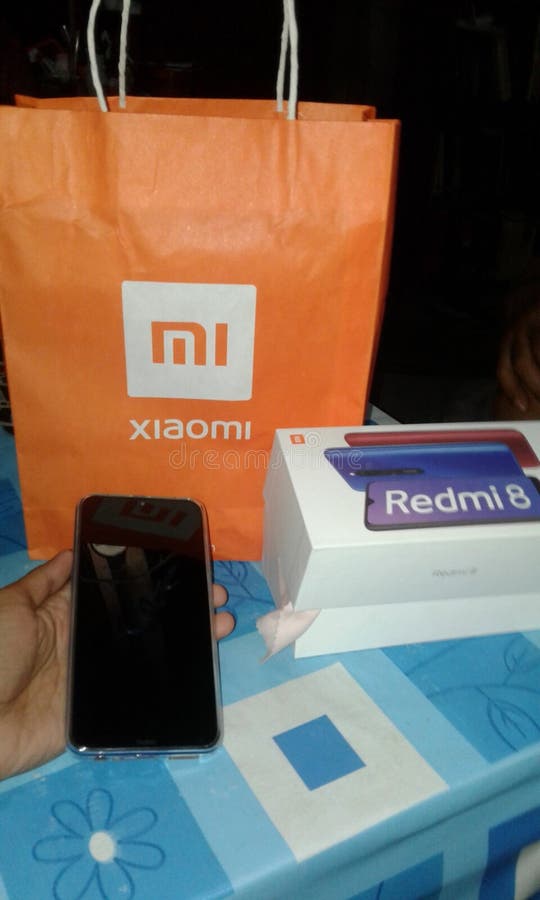 Logótipo original da marca do smartphone Redmi 8 imagens de stock
