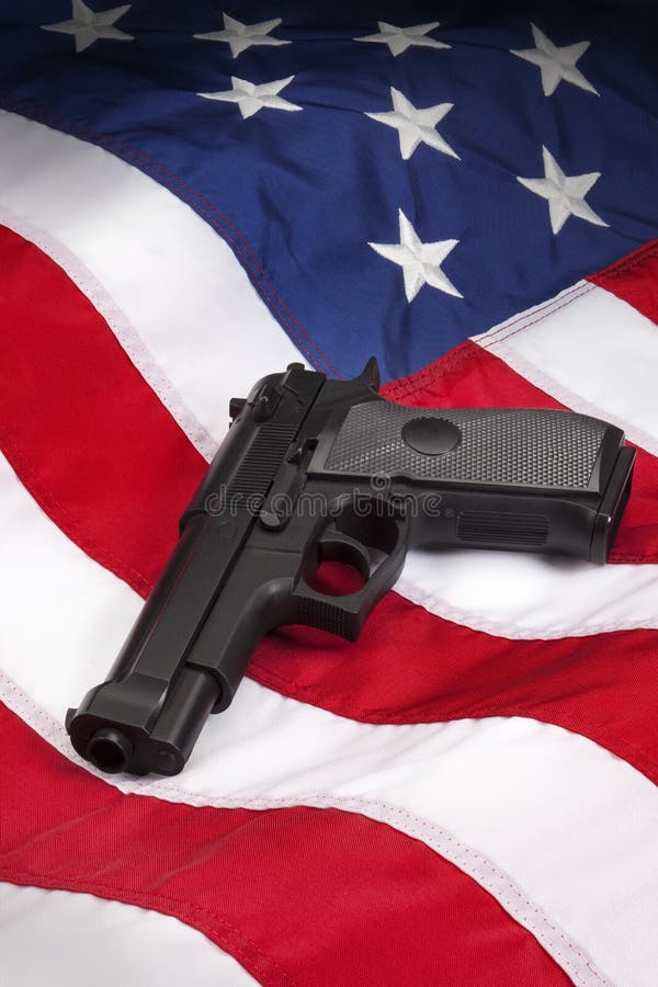 Drapeau National Etats-Unis Avec L'arme ? Feu De Main Photo stock - Image  du politique, criminel: 149290046