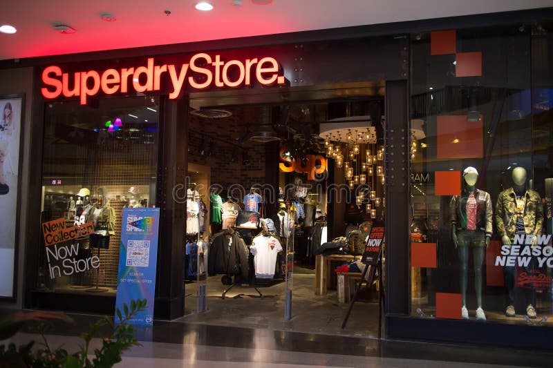 Loja De Superdry Projeto E Fabricação Da Roupa De Superdry Compan