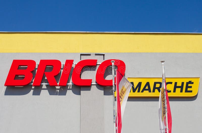 Logotipo Da Marca Bricomarche Super Store Intermarche Imagem de Stock  Editorial - Imagem de europeu, cartaz: 226232689