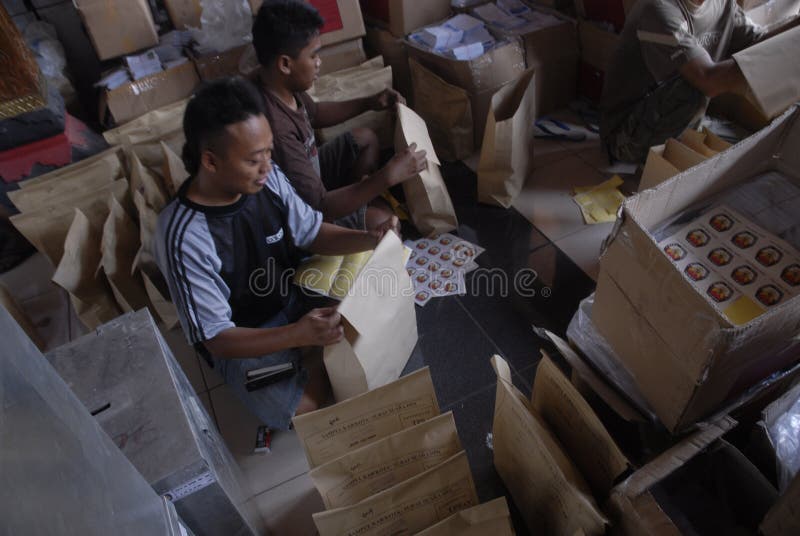 LOKAAL DE VERKIEZINGEN 2015 AANTAL VAN INDONESIË KIEZERS royalty-vrije stock afbeelding LOKAAL DE VERKIEZINGEN 2015 AANTAL VAN INDONESIË KIEZERS royalty-vrije stock afbeelding
