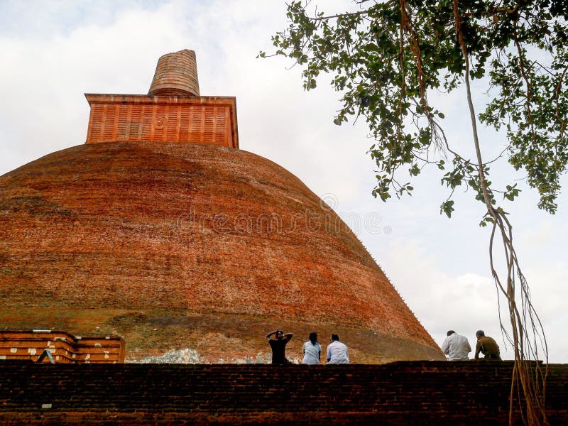 Sri Lanka, Anuradhapura Rekonstruktion Abhayagiri Dagoba Redaktionelles