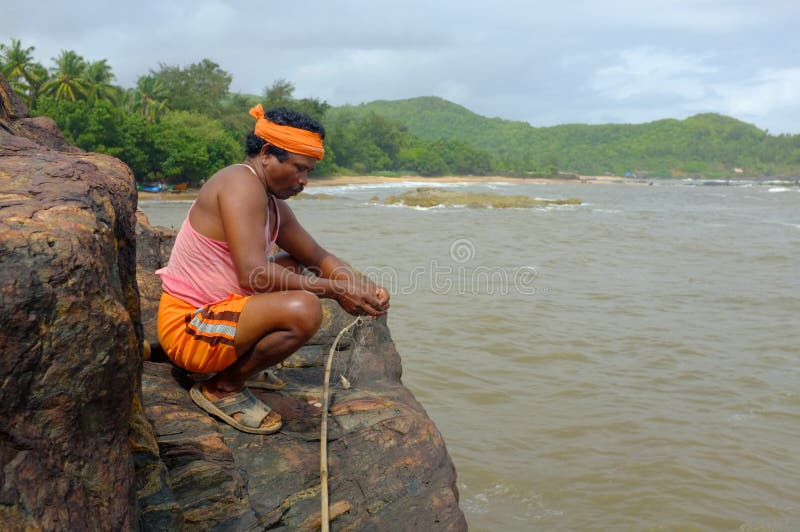 Lokaler Fischermann in Gokarna, Karnataka, Indien stockfotografie Lokaler Fischermann in Gokarna, Karnataka, Indien stockfotografie