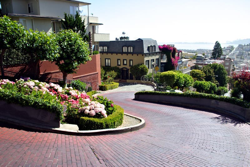 Lombard Straat, San Francisco royalty-vrije stock afbeeldingen Lombard Straat, San Francisco royalty-vrije stock afbeeldingen