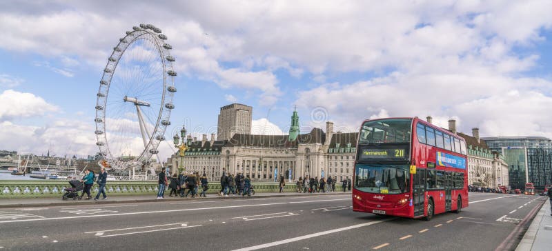 London-Bus und London-Auge London Großbritannien stockbilder London-Bus und London-Auge London Großbritannien stockbilder