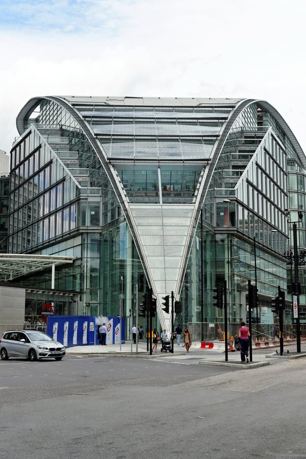 Cardinal Place - A Retail And Office Development Near Victoria Station