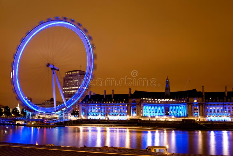 Eye London London Eye Night – Stock Editorial Photo © wirestock_creators  #653946378