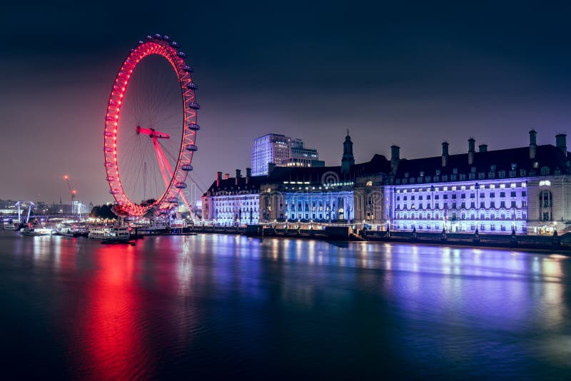 London Eye in Red at Night editorial photo. Image of britain - 166340201