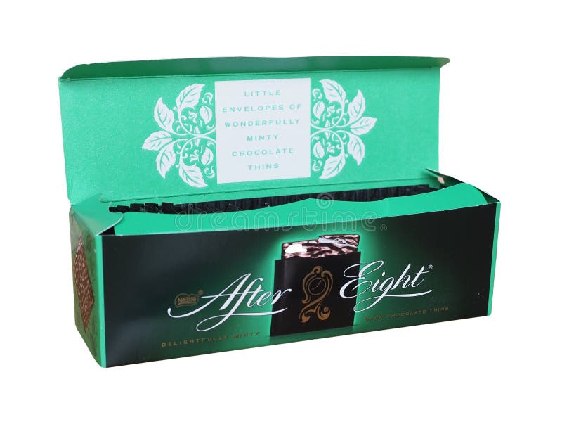 PULA, CROATIE - 15 Mars 2016: Boîte De Nestlé After Eight Chocolat À La  Menthe Amincit Sur Fond Blanc. Fondée En 1962, After Eight Est Reconnu  Comme La Marque Leader Chocolat À La Menthe. Banque D'Images et Photos  Libres De Droits. Image