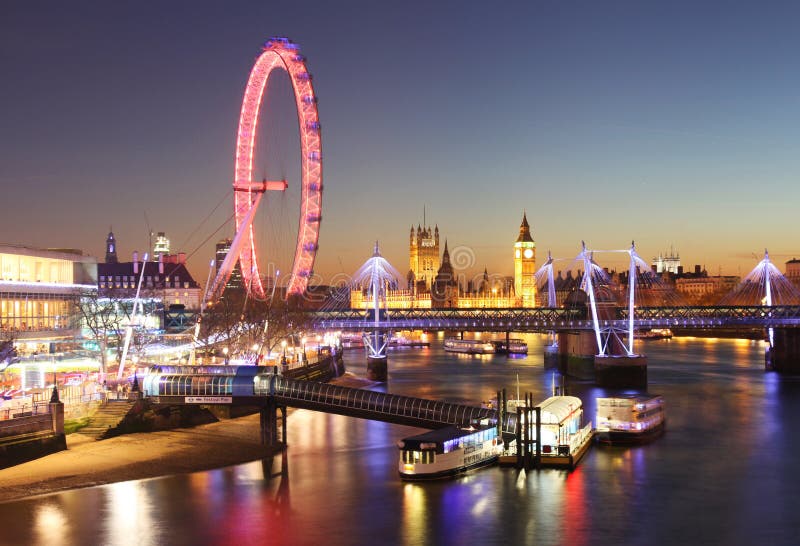 Eye London London Eye Night – Stock Editorial Photo © wirestock_creators  #653946378