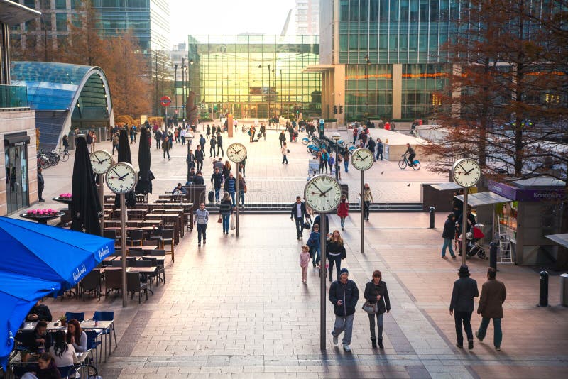 London Office People Getting at Work. Early Morning in Canary Wharf