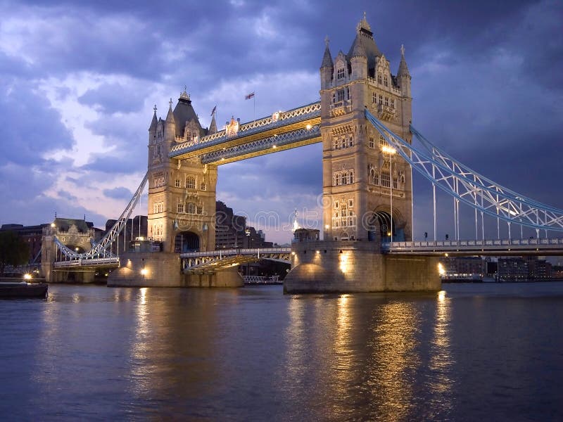 London Tower Bridge by night