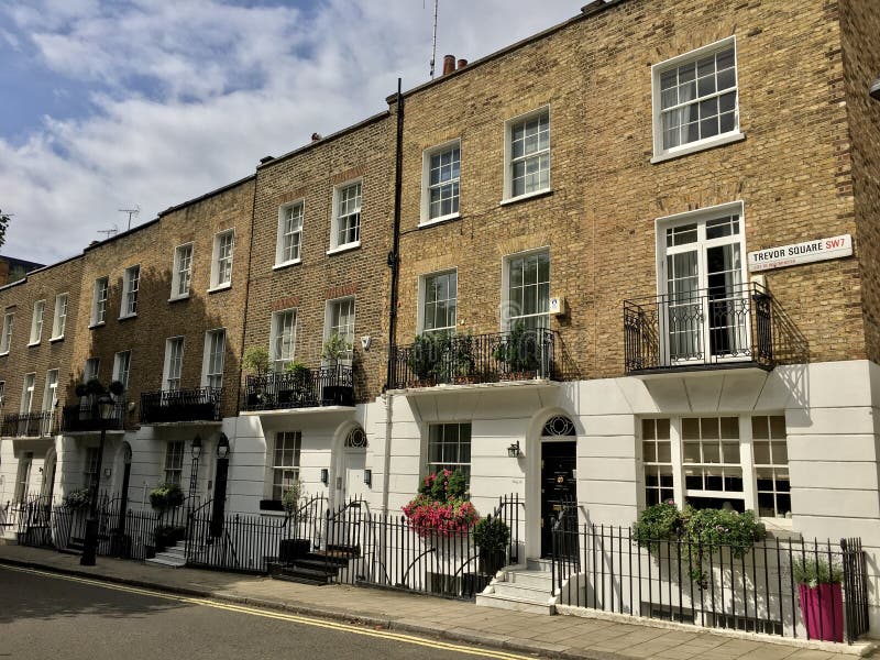 London uk : en typisk vy i london fotografering för bildbyråer
