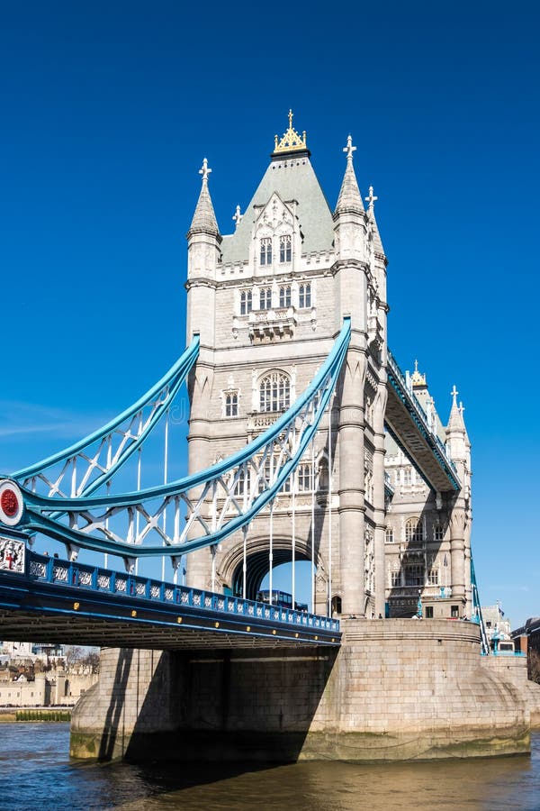 LONDON/UK - MARCH 7 : Tower Bridge in London on March 7, 2015. U