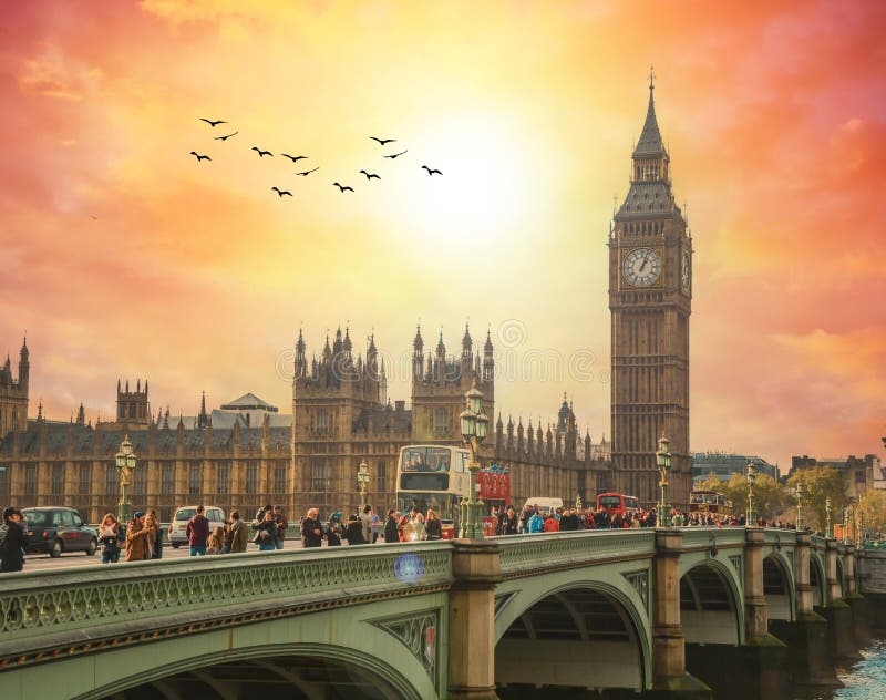 Londyński obraz mostu westminsterskiego w parlamencie i wielki ben obraz stock